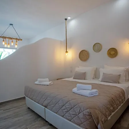 Only Yours , Mykonos Paraga (Mykonos)