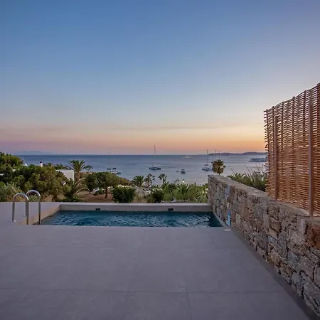 Only Yours , Mykonos 帕瑞加