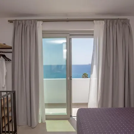 Only Yours , Mykonos - Private Pool & Sea View Near Scorpios شقة بارانْغا